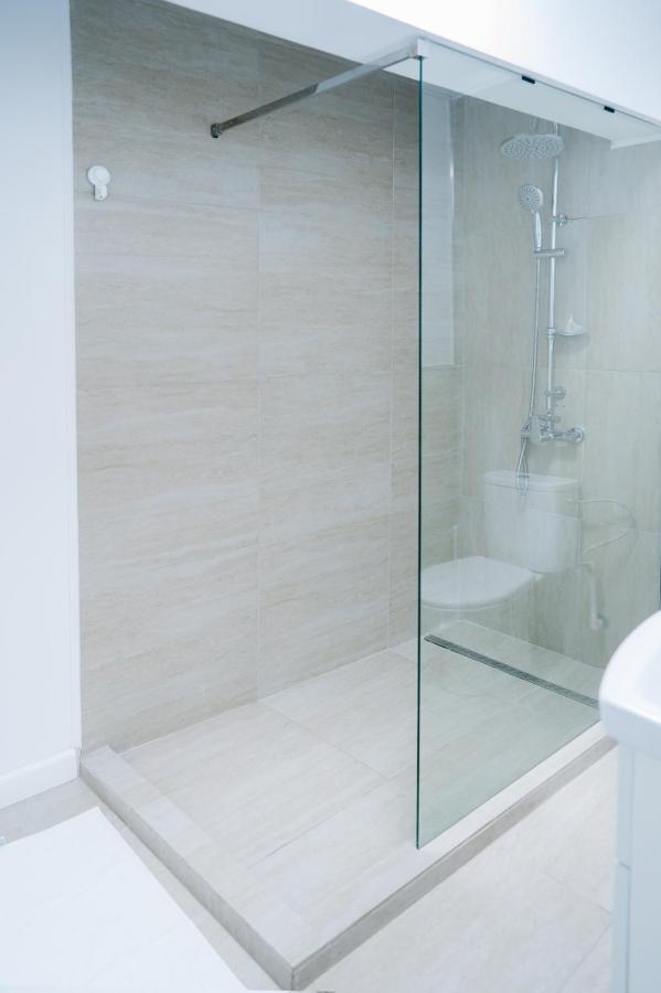 Mavie Apartment Boutique Bucharest Luaran gambar